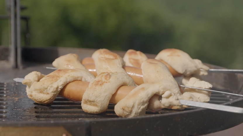 Magic hot dogs